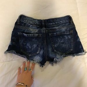 Bullhead slouchy shorts